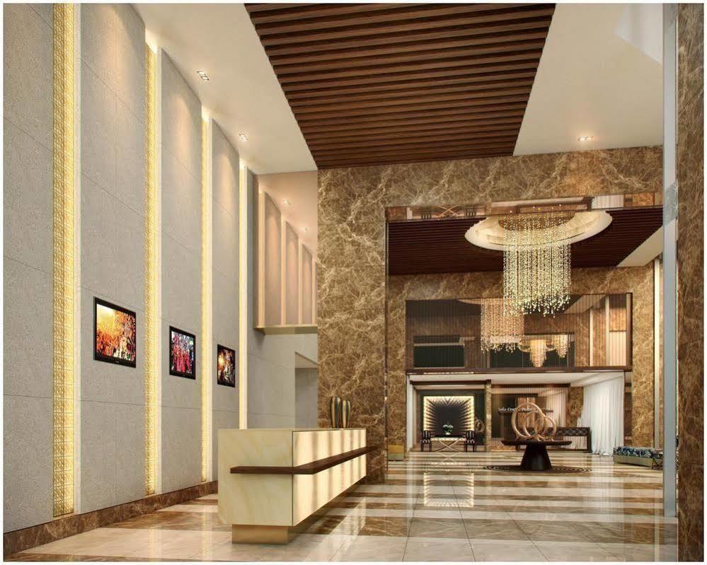 Aston 4* Surakarta (Solo)